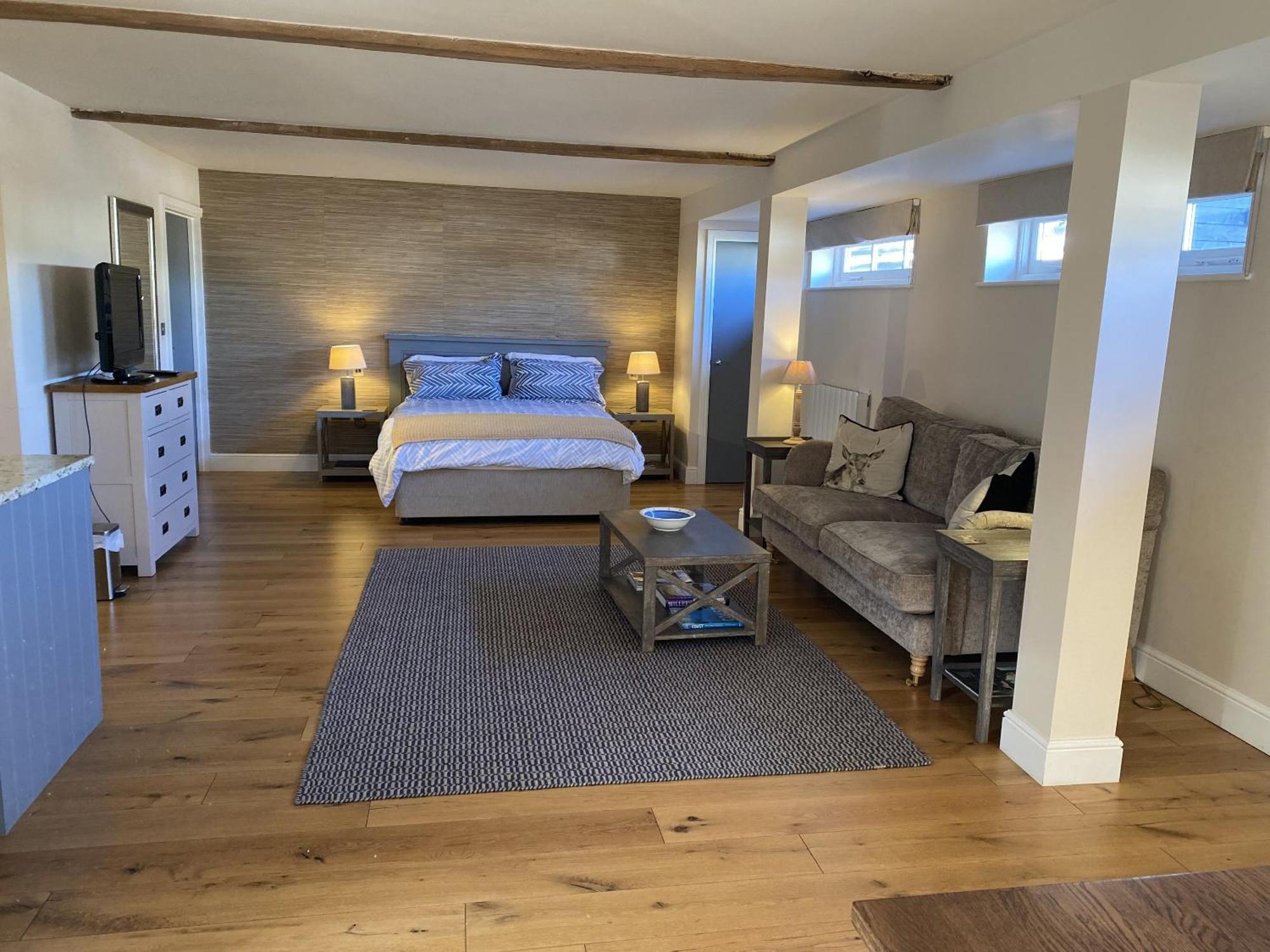 Red Lion Little Barn Apartment อิปสวิช ภายนอก รูปภาพ