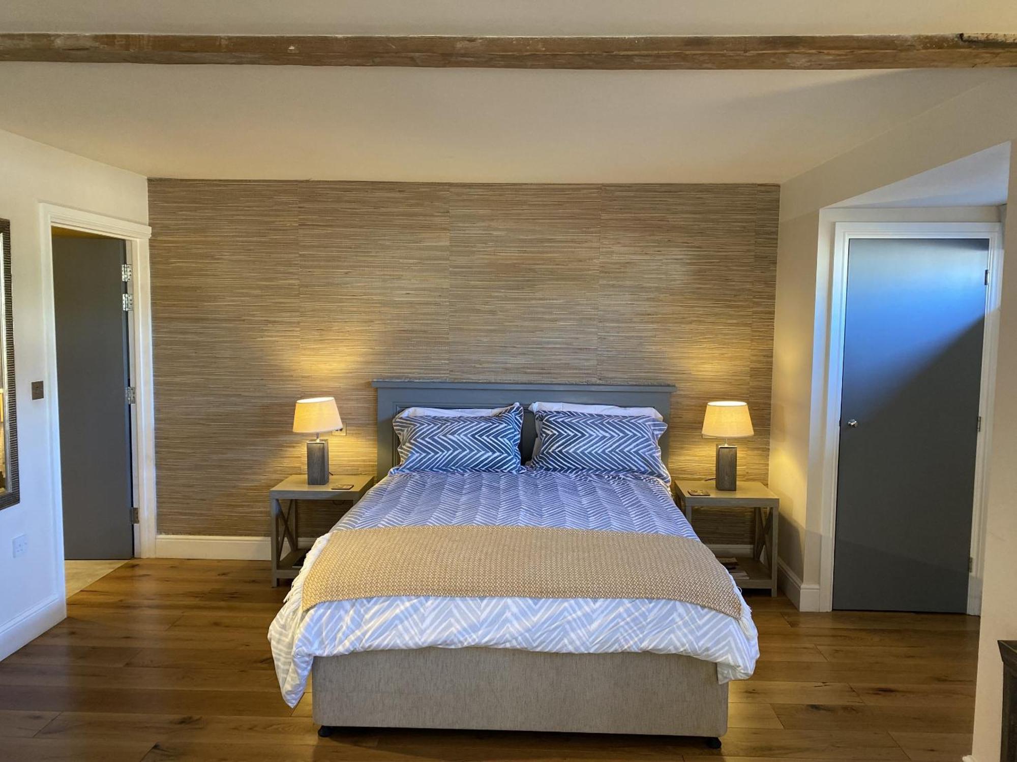 Red Lion Little Barn Apartment อิปสวิช ภายนอก รูปภาพ